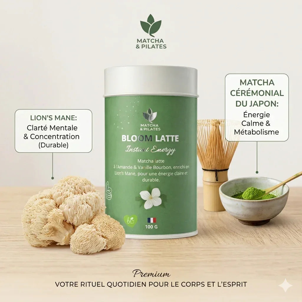 Bloom Latte Matcha Instant Energy, poudre de matcha, fouet, bol, champignon Lion’s Mane sur table.